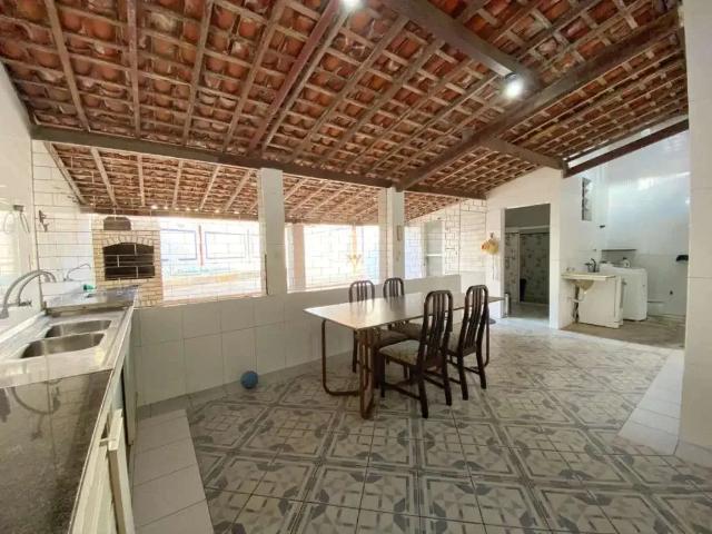 Casa / Sobrado para Venda em Aracaju/SE Farolândia 5 Quartos