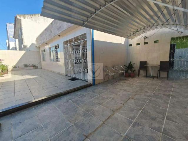 Casa / Sobrado para Venda em Aracaju/SE Luzia 3 Quartos