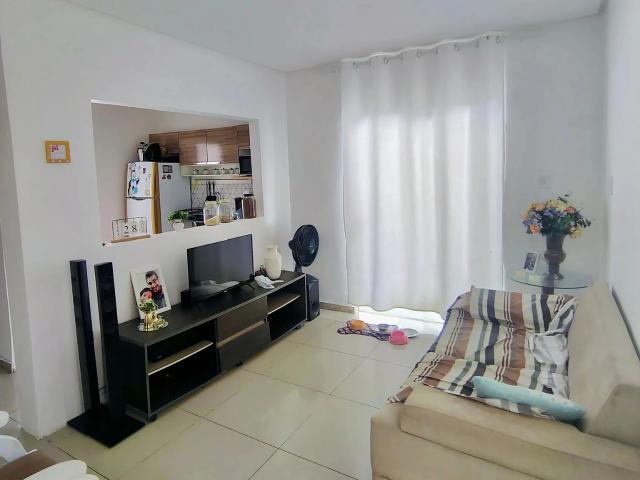 Casa / Sobrado para Venda em Aracaju/SE Luzia 4 Quartos