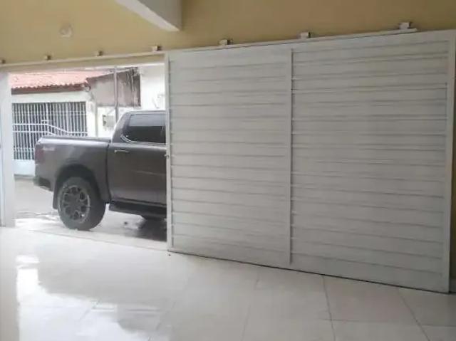 Casa / Sobrado para Venda em Aracaju/SE Luzia 5 Quartos