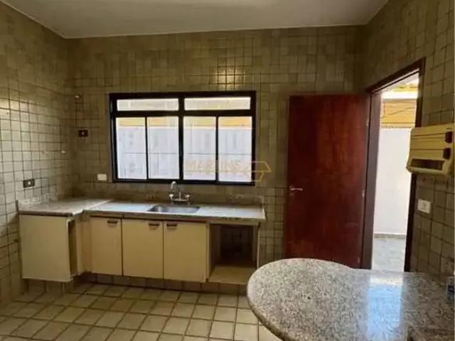 Casa / Sobrado para Venda em Araguari/MG Área Rural de Araguari 4 Quartos