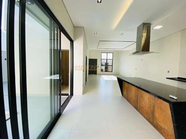 Casa / Sobrado para Venda em Araguari/MG Conjunto Ouro Verde 3 Quartos
