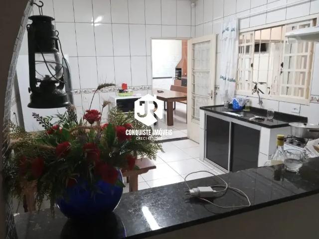 Casa / Sobrado para Venda em Arandu/SP Jardim Italia 3 Quartos