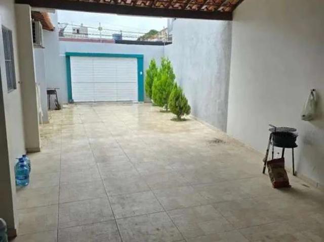 Casa / Sobrado para Venda em Arapiraca/AL Ouro Preto 4 Quartos