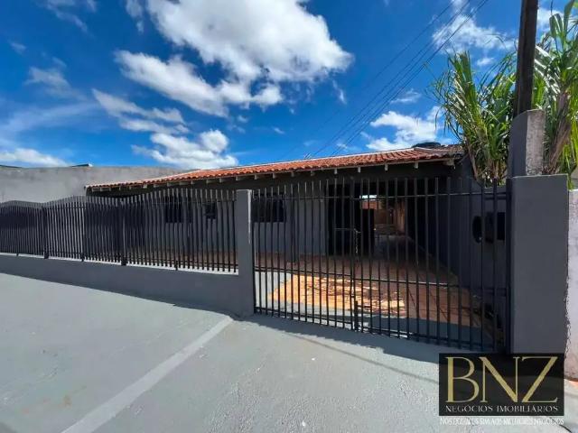 Casa / Sobrado para Venda em Arapongas/PR Conjunto Padre Bernardo Merckel 2 Quartos