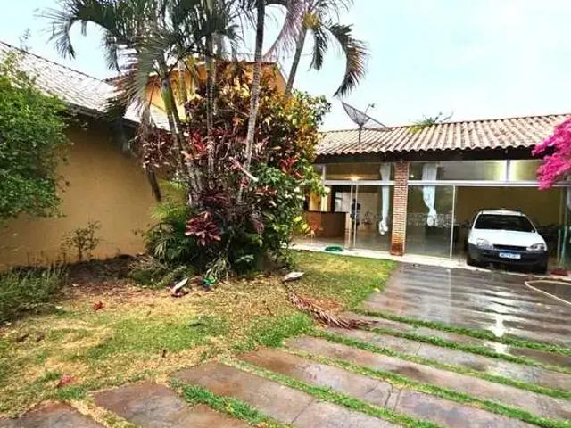 Casa / Sobrado para Venda em Arapongas/PR Jardim Caravelle 3 Quartos