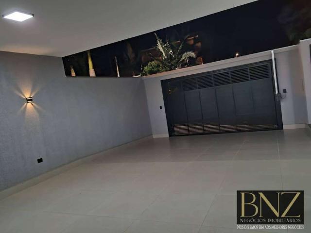 Casa / Sobrado para Venda em Arapongas/PR Jardim Morumbi 3 Quartos
