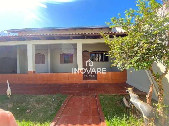 Casa / Sobrado para Venda em Araporã/MG Área Rural de Araporã 3 Quartos