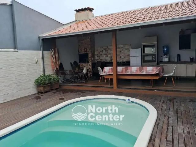 Casa / Sobrado para Venda em Araquari/SC Centro 3 Quartos