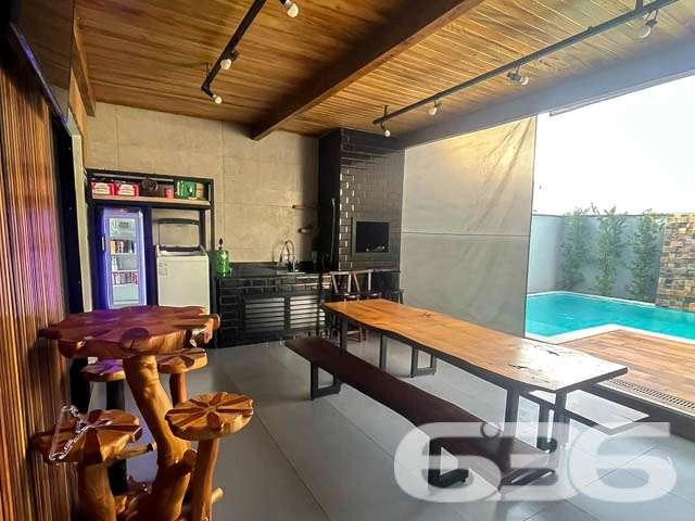 Casa / Sobrado para Venda em Araquari/SC Itinga 3 Quartos