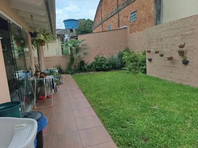 Casa / Sobrado para Venda em Araranguá/SC Centro 4 Quartos