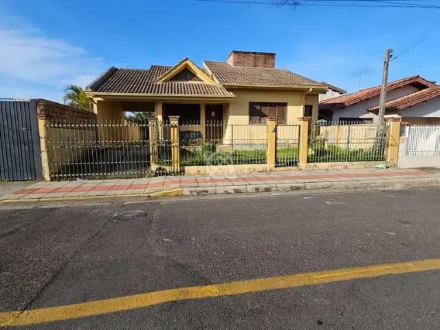 Casa / Sobrado para Venda em Araranguá/SC Coloninha 3 Quartos