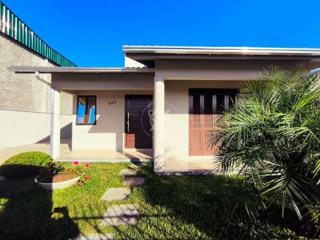 Casa / Sobrado para Venda em Araranguá/SC Nova Divinéia 3 Quartos
