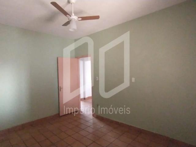 Casa / Sobrado para Venda em Araraquara/SP Centro 2 Quartos