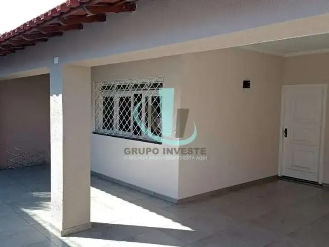 Casa / Sobrado para Venda em Araraquara/SP Centro 3 Quartos