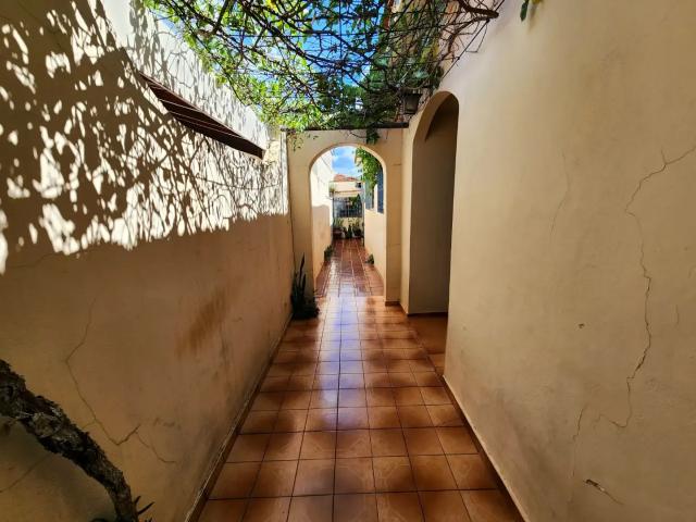 Casa / Sobrado para Venda em Araraquara/SP Centro 3 Quartos