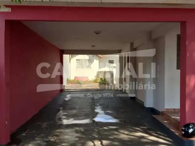 Casa / Sobrado para Venda em Araraquara/SP Centro 4 Quartos