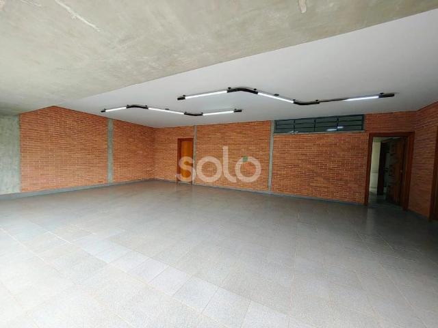 Casa / Sobrado para Venda em Araraquara/SP Centro 5 Quartos