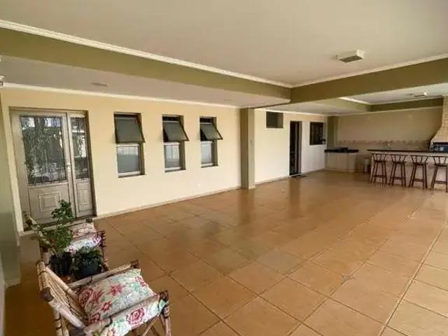 Casa / Sobrado para Venda em Araraquara/SP Cidade Jardim 3 Quartos