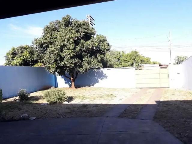 Casa / Sobrado para Venda em Araraquara/SP Jardim Maria Luiza IV 2 Quartos