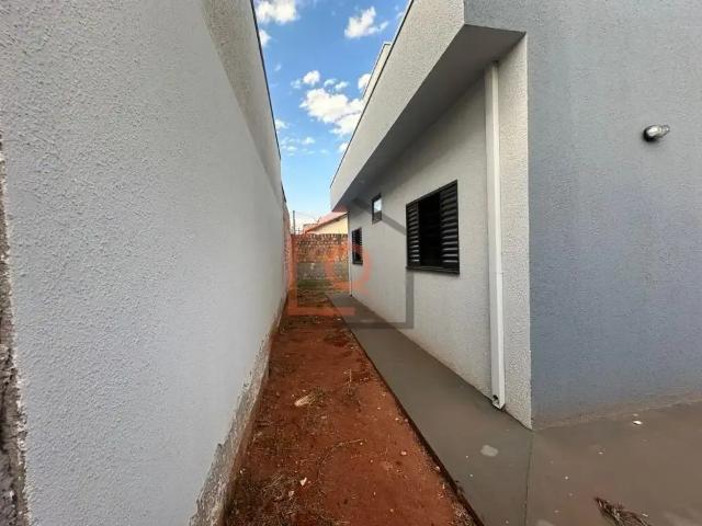 Casa / Sobrado para Venda em Araraquara/SP Jardim Adalberto Frederico de Oliveira Roxo I 2 Quartos