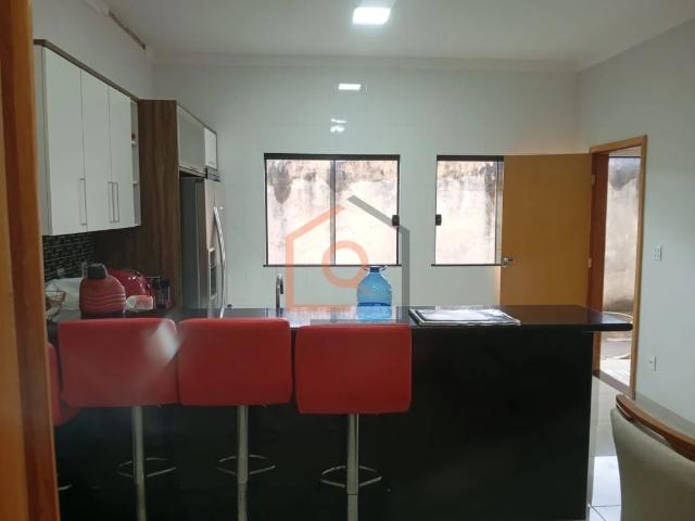 Casa / Sobrado para Venda em Araraquara/SP Jardim Adalgisa 3 Quartos