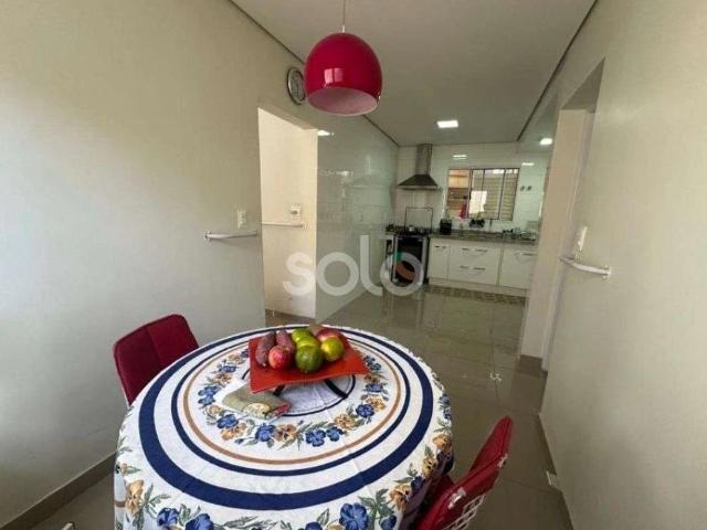 Casa / Sobrado para Venda em Araraquara/SP Jardim Botânico 3 Quartos