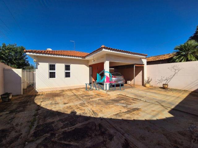 Casa / Sobrado para Venda em Araraquara/SP Jardim Botânico 3 Quartos