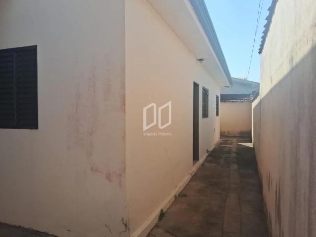 Casa / Sobrado para Venda em Araraquara/SP Jardim Brasil Vila Xavier 2 Quartos