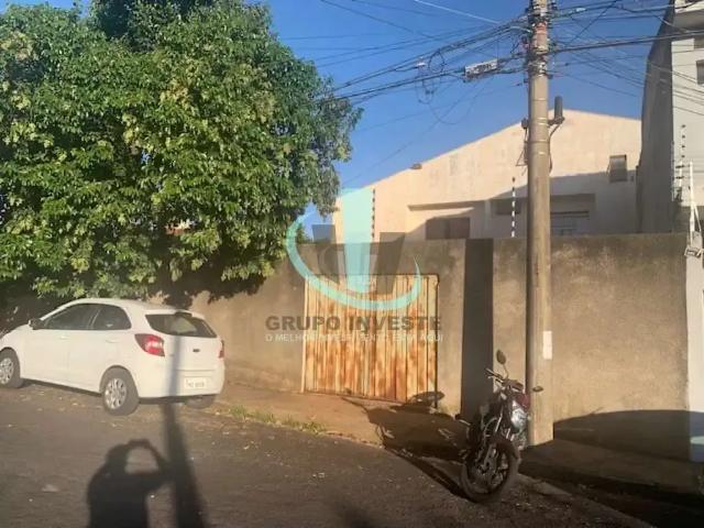 Casa / Sobrado para Venda em Araraquara/SP Jardim do Carmo 5 Quartos