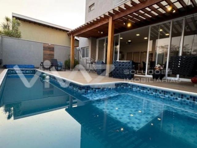 Casa / Sobrado para Venda em Araraquara/SP Jardim dos Flamboyants 4 Quartos
