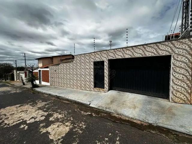 Casa / Sobrado para Venda em Araraquara/SP Jardim dos Ipês 3 Quartos
