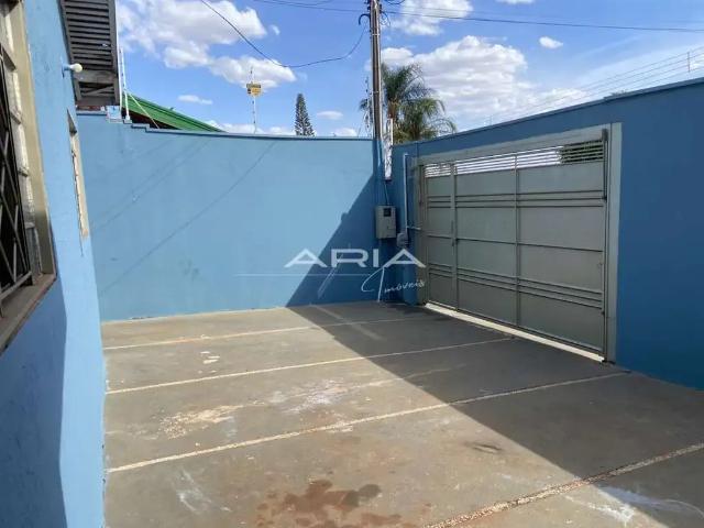 Casa / Sobrado para Venda em Araraquara/SP Jardim Roberto Selmi Dei 3 Quartos