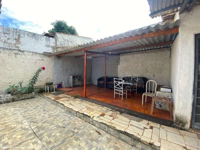 Casa / Sobrado para Venda em Araraquara/SP Jardim Roberto Selmi Dei 4 Quartos