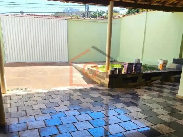 Casa / Sobrado para Venda em Araraquara/SP Parque Gramado II 3 Quartos