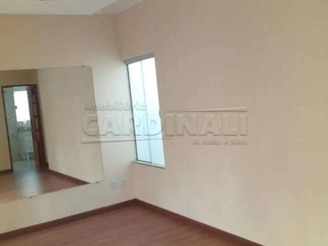 Casa / Sobrado para Venda em Araraquara/SP Parque Igaçaba 2 Quartos
