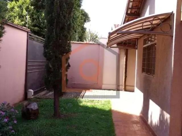 Casa / Sobrado para Venda em Araraquara/SP Parque Laranjeiras 2 Quartos