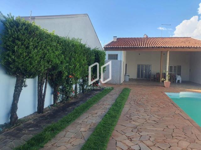 Casa / Sobrado para Venda em Araraquara/SP Parque Laranjeiras 2 Quartos