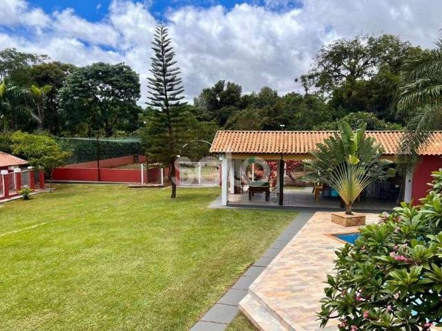 Casa / Sobrado para Venda em Araraquara/SP Parque Planalto 6 Quartos