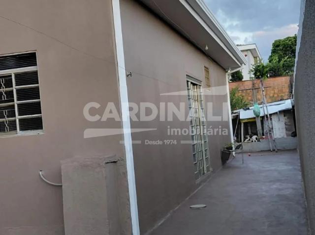 Casa / Sobrado para Venda em Araraquara/SP Parque Residencial Iguatemi 3 Quartos