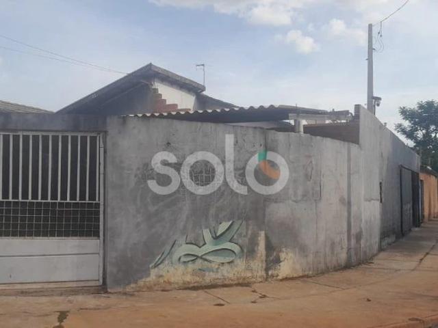 Casa / Sobrado para Venda em Araraquara/SP Parque Residencial Laura Molina 2 Quartos