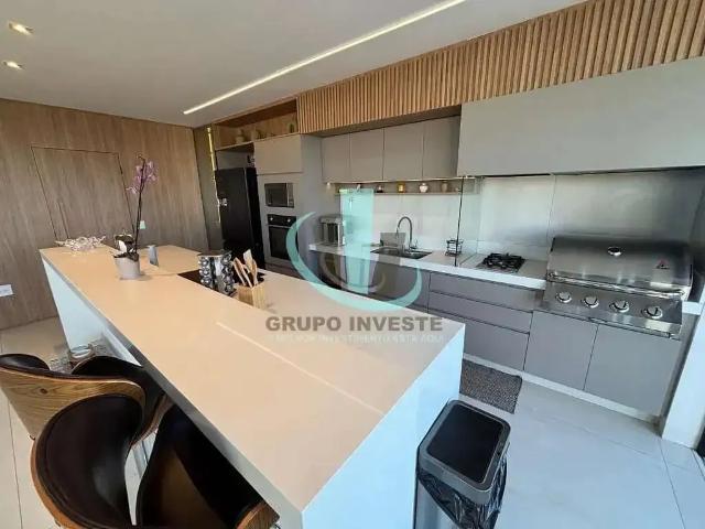 Casa / Sobrado para Venda em Araraquara/SP Residencial e Comercial Quinta das Laranjeiras 4 Quartos