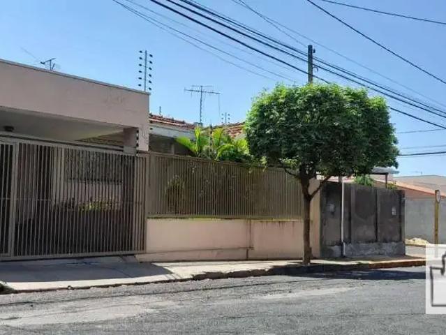 Casa / Sobrado para Venda em Araraquara/SP Vila Xavier Vila Xavier