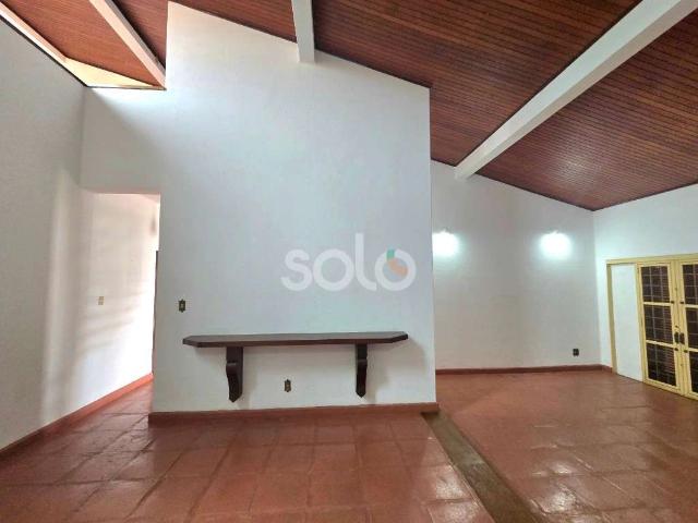 Casa / Sobrado para Venda em Araraquara/SP Vila Harmonia 4 Quartos