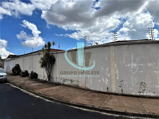 Casa / Sobrado para Venda em Araraquara/SP Vila Harmonia 3 Quartos