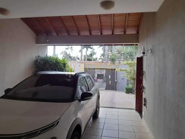 Casa / Sobrado para Venda em Araraquara/SP Vila Harmonia 3 Quartos