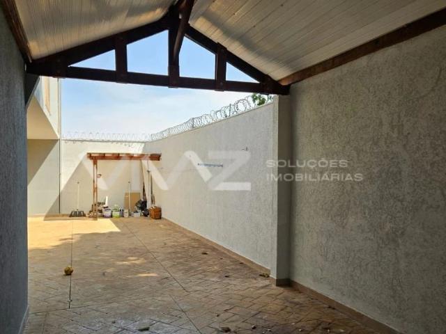 Casa / Sobrado para Venda em Araraquara/SP Vila Melhado 3 Quartos
