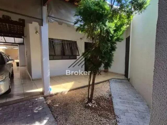 Casa / Sobrado para Venda em Araraquara/SP Vila Santana 3 Quartos