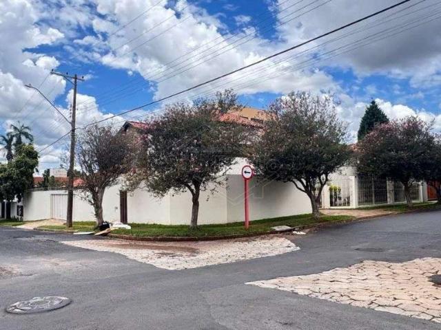 Casa / Sobrado para Venda em Araraquara/SP Vila Sedenho 3 Quartos