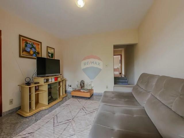Casa / Sobrado para Venda em Araras/SP Vila Santo Antônio 3 Quartos